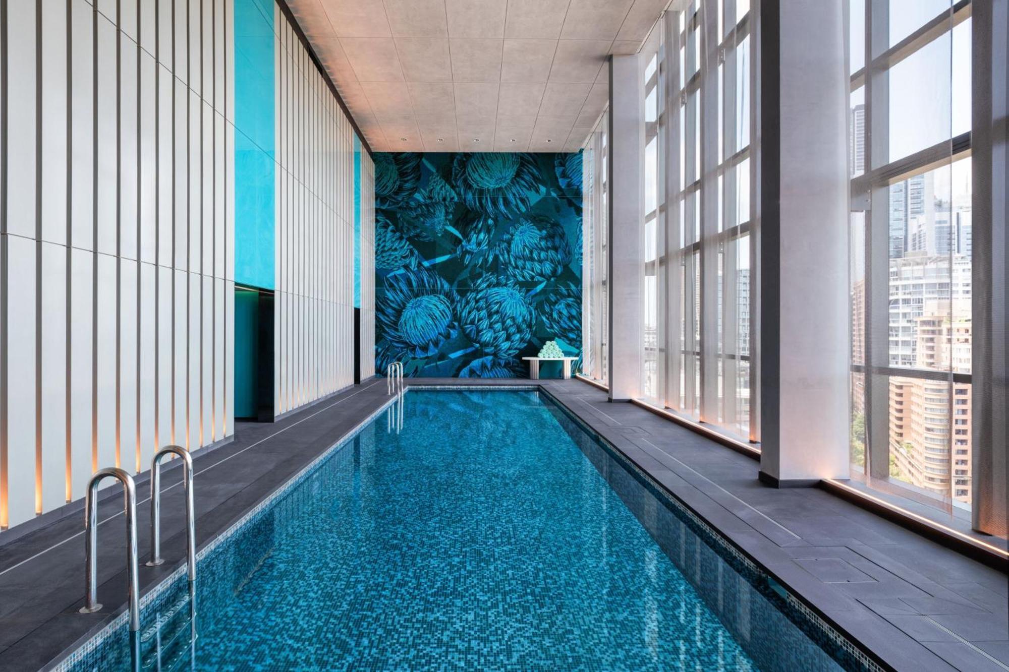 W Sydney Hotel Luaran gambar The pool at The Hari
